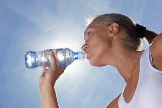 Voda plní v těle řadu důležitých funkcí